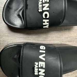 Givinchy black rubber 2” platform size 8.5